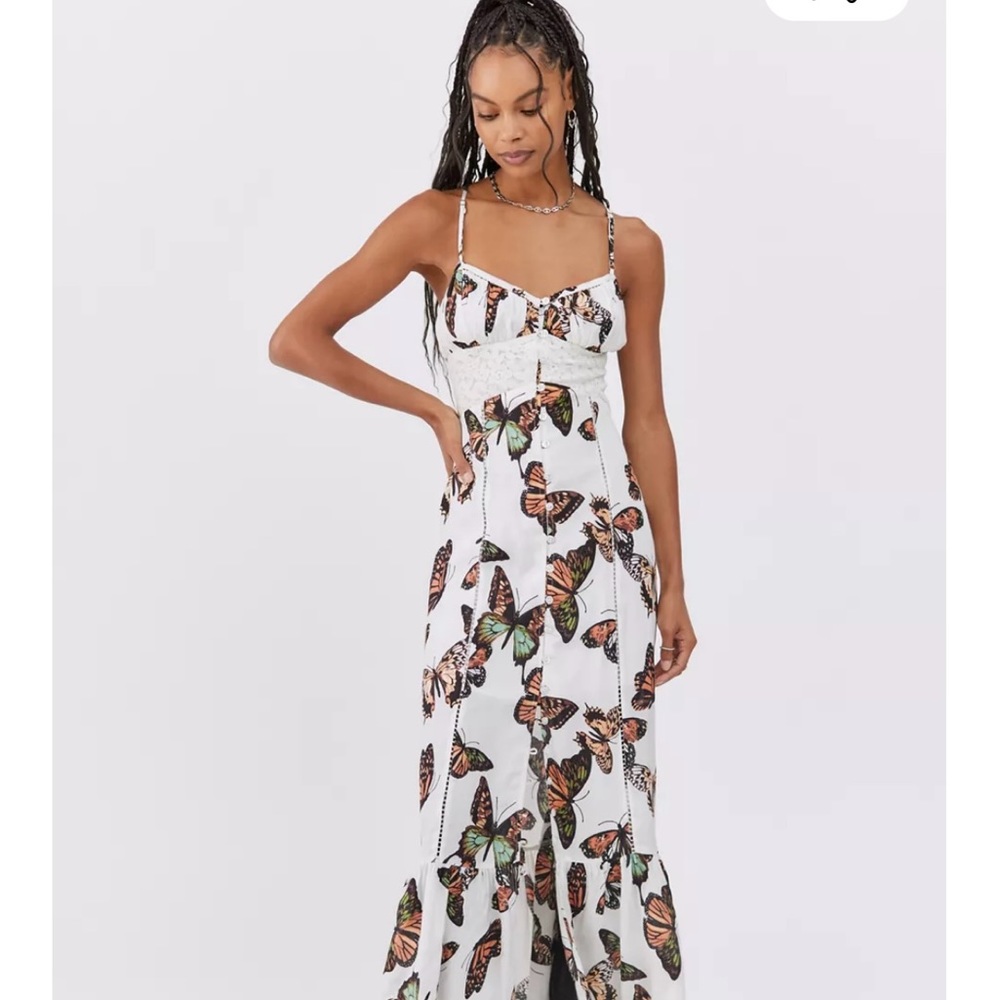 🆕NWT URBAN OUTFITTERS 🦋🦋👗